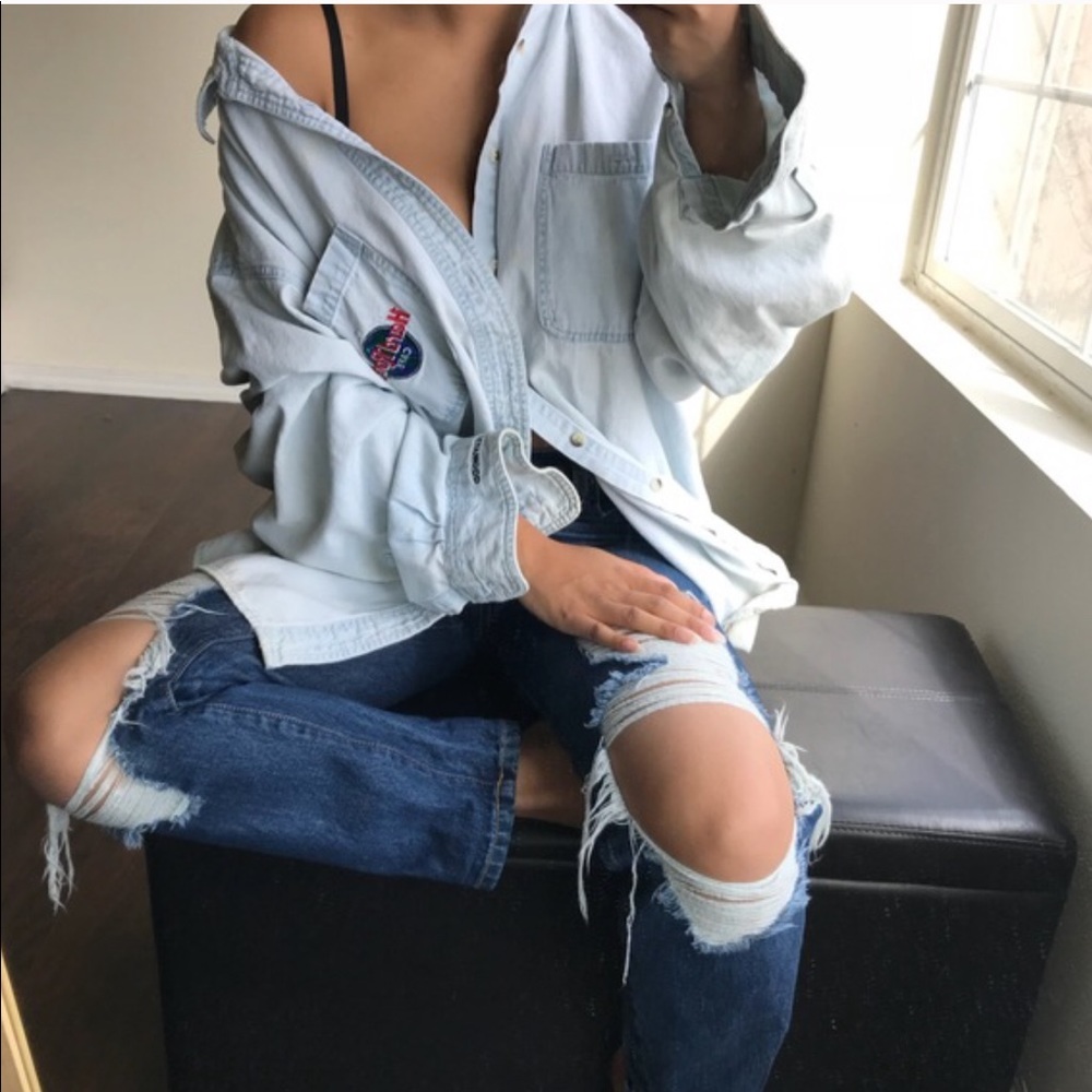 Vintage Hard Rock Cafe New York Embroidered Denim Button-Up Shirt S